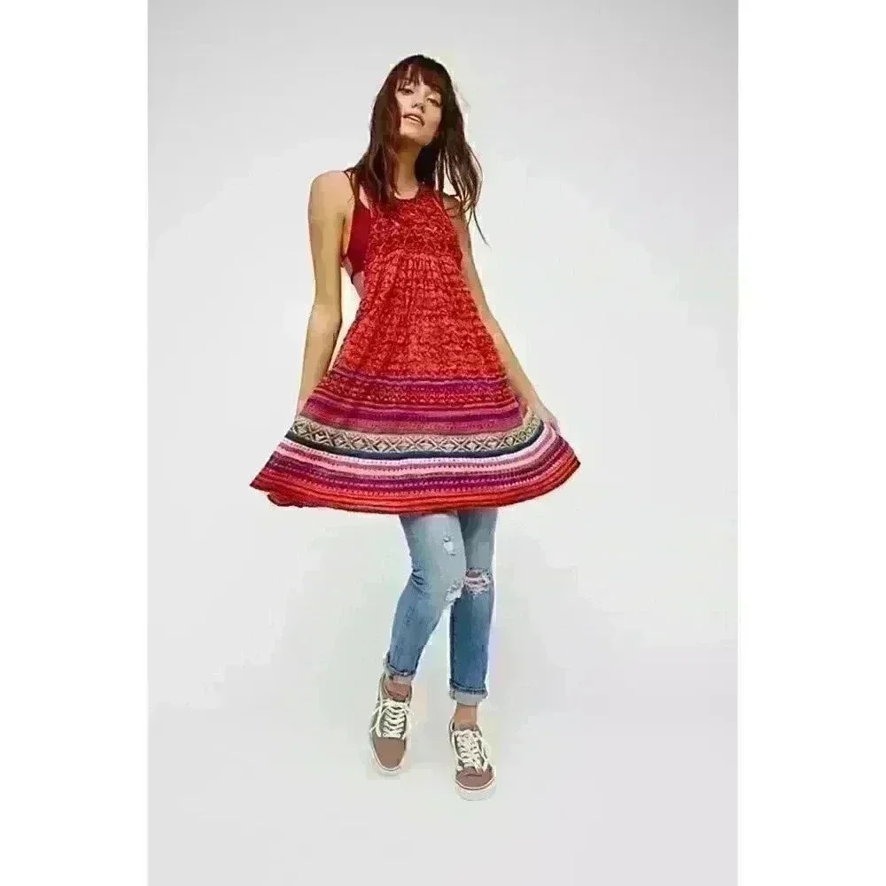 Nwt free‎ PEOPLE 𝅺Rare Hearts Crochet Knit Dress/Tunic, XS.